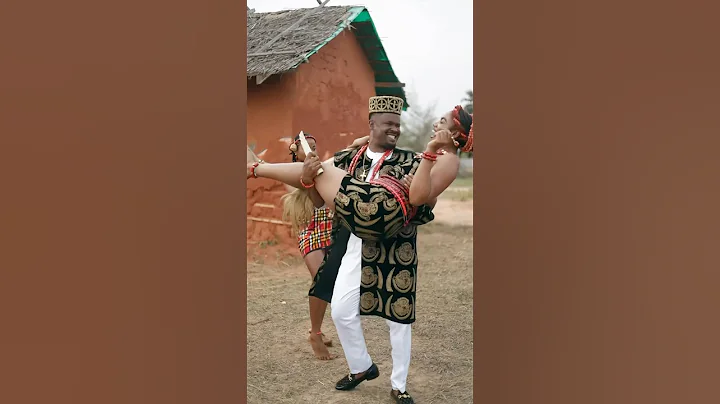 Drop your favorite emoji for Odogwu and his Achalugo😍❤️