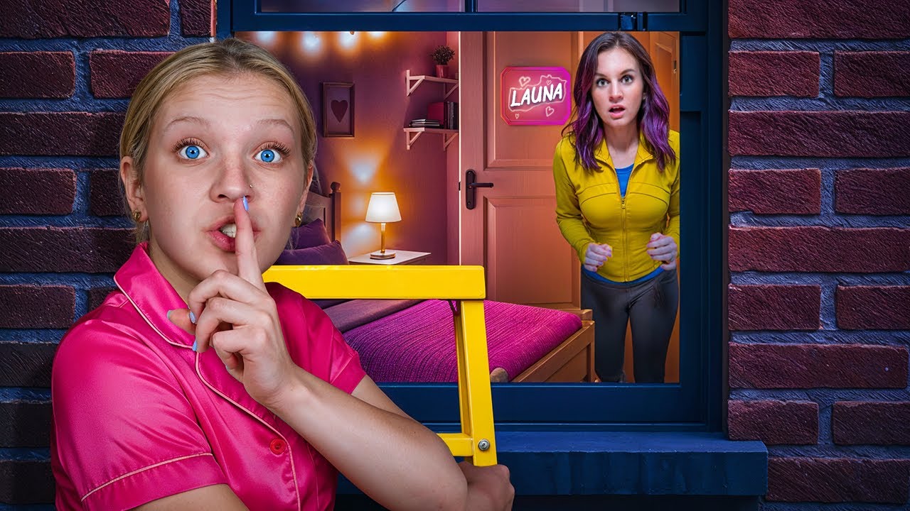 SNEAKING OUT at MIDNIGHT with my SISTER!