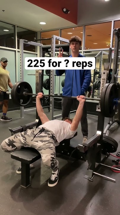Could You Guess How Much Reps For 225 225bench gym fitness could-you-guess-how-much-reps-for-225-225bench-gym-fitness
