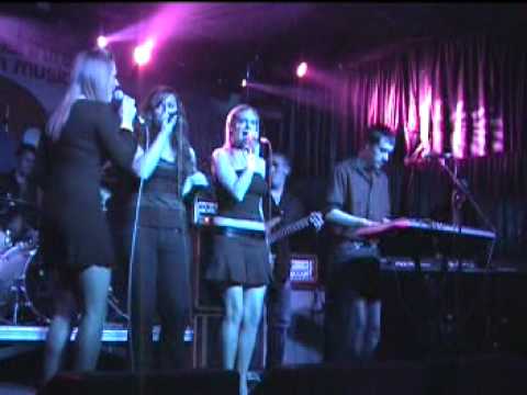 Ain't Nobody - Kelly Barnes, Hayley Williams & Lau...