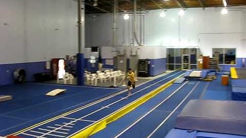 Front Handspring Rudi.