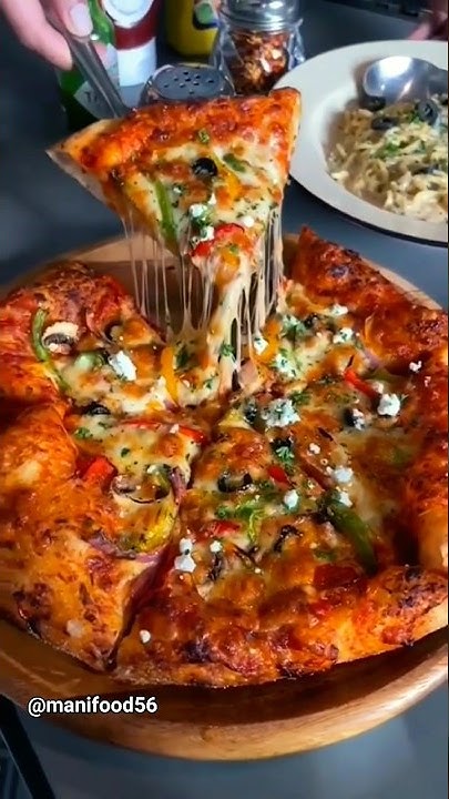๐ Calling All Pizza Lovers!๐ Unravel the Secrets of the Perfect Slice