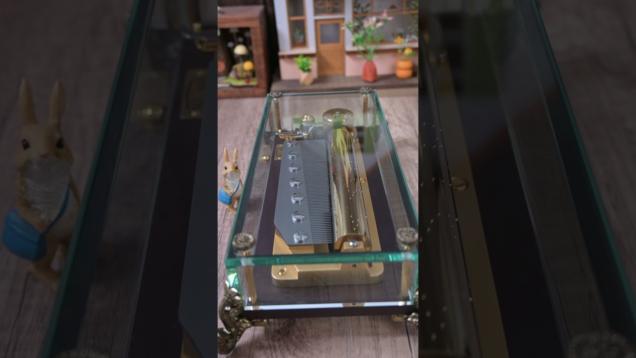 Customized 78Note Davy Jones Glass Music Box 