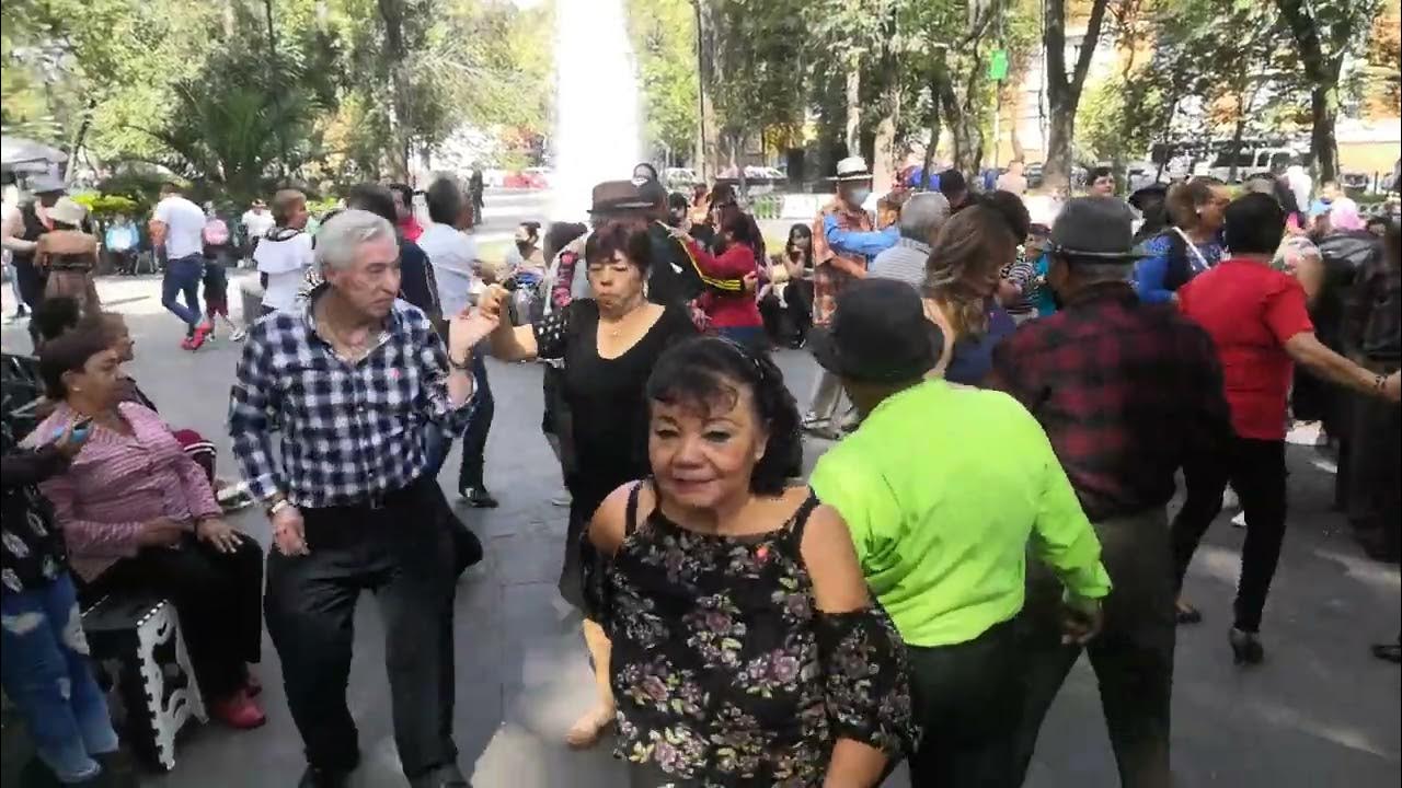 Baile en Santa María la Ribera 02Octubre202217 sin derechos de autor