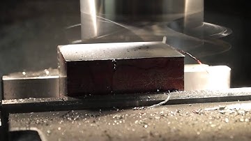 Stuart models Engineering lathe, flycutting the saddle pt12