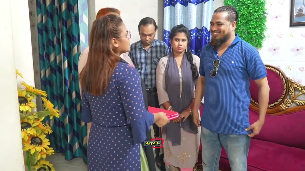 কাউকেই ছোট করা উচিত নয় ! খালি কলসি সব সময় বাজে বেশি আর ভরা কলসি বাজে কম !