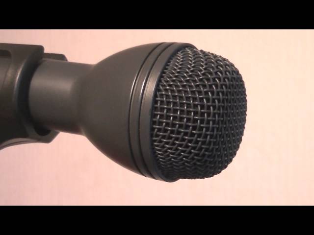 Репортерский микрофон AKG D230