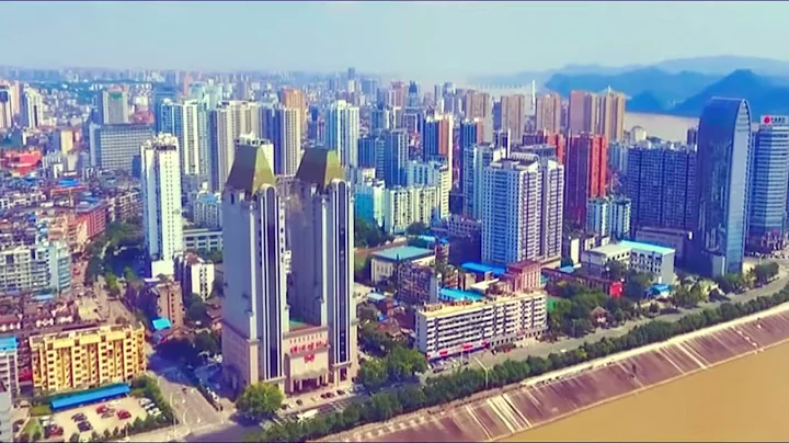 CTGU in Yichang city  drone view . China three gorges University ,Hubei Yichang  宜昌 - DayDayNews