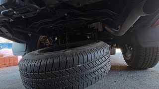 Toyota 4 Runner...Spare Tire Removal / Installation