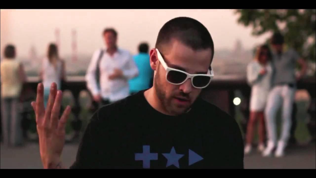 Песня че та типа. Песня че та типа. Че тоттипо жизнь проходит мимо текст. Песня че та типа. Песня че та типа.