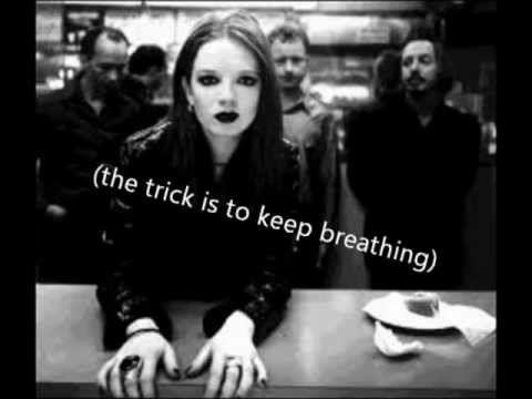 ‪the trick is