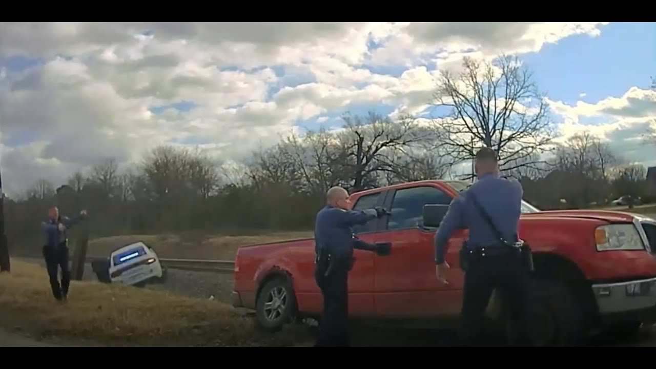 State Trooper Arkansas police pit maneuver dash cam and body cam ...
