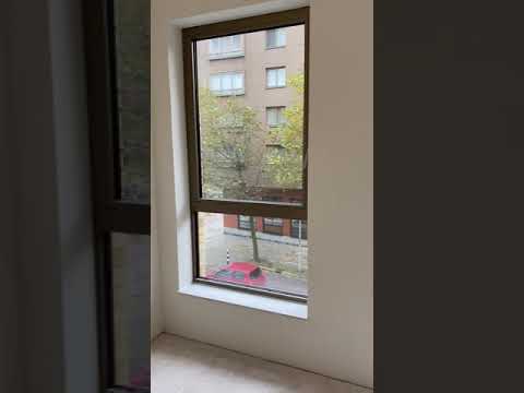 Video afspelen: Renovlies Den Haag behangen en schilderen van nieuwbouw