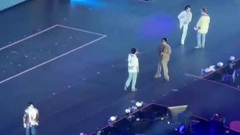 BTS imitating jimin in save me 😂 #ptd_on_stage_la #jimin #bts