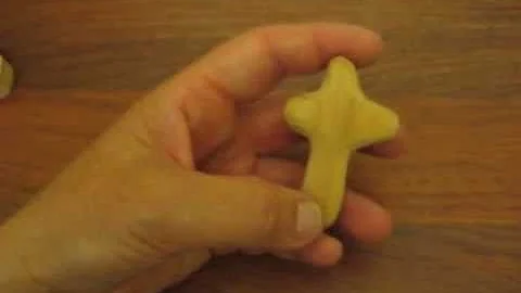 COMFORT CROSS ? WHAT IT IS, A EASY PROJECT TO CARVE