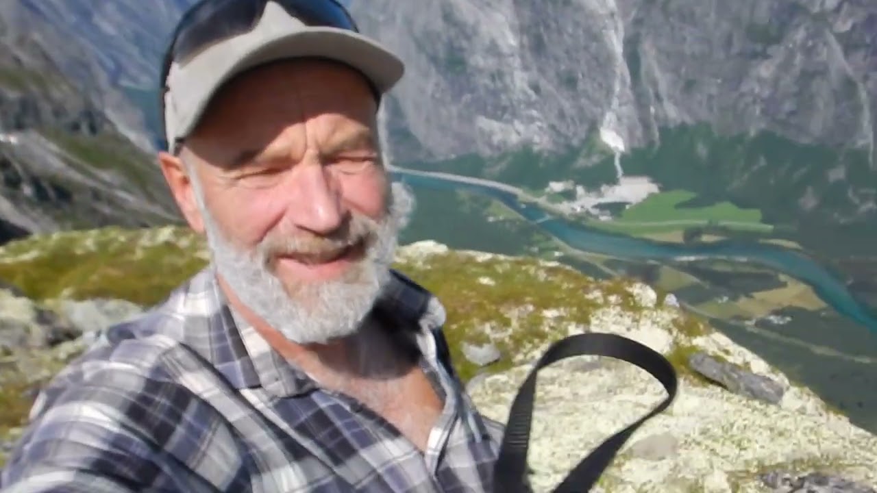 Mannen, Børa og Trollhogget I Romsdalen