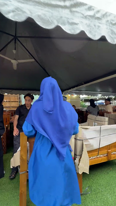 Dah jadi bos pun masih turun padang untuk layan acik acik