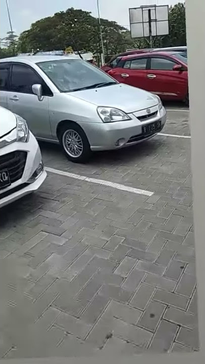 suzuki aerio dapet cuma 30 juta,