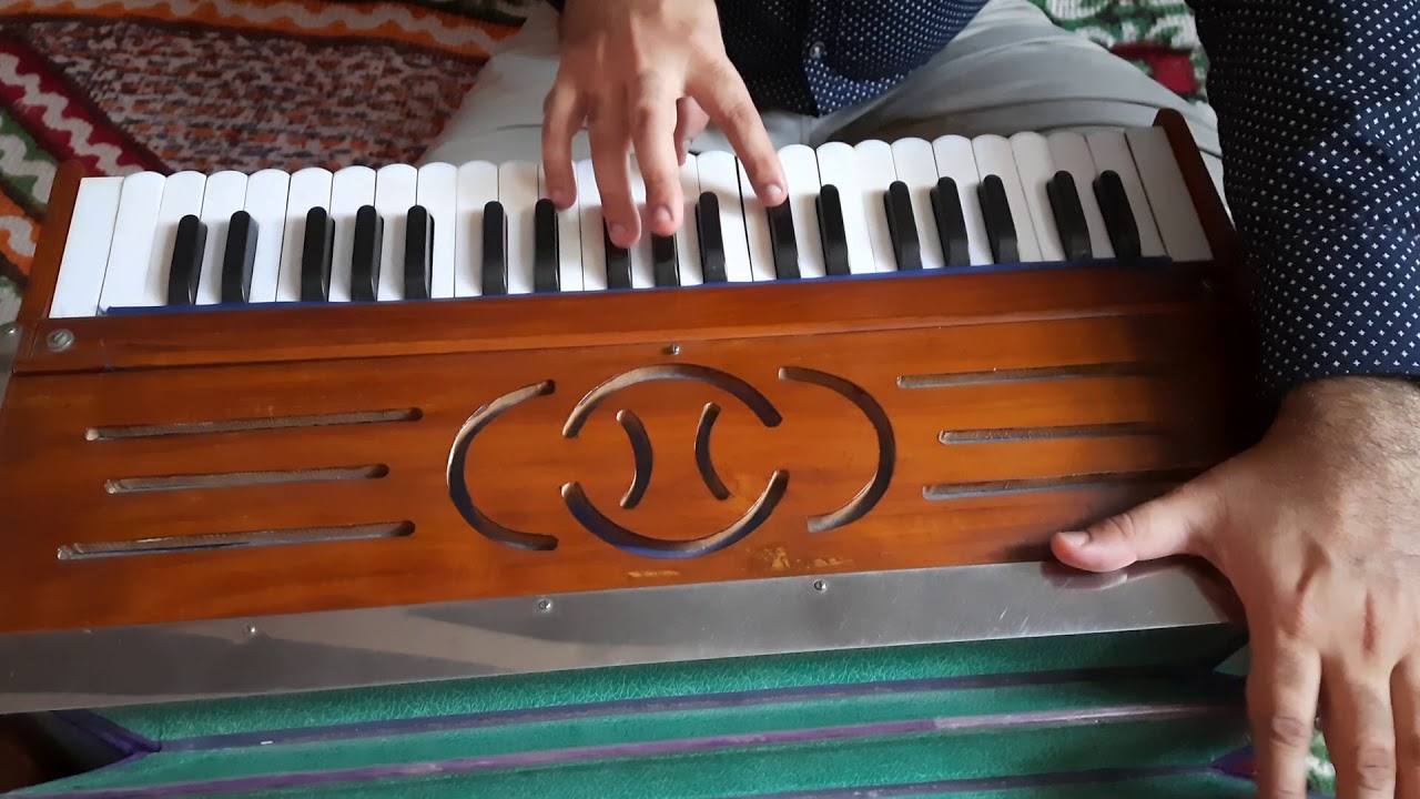 Techniques of playing harmonium major 6th and minor 6th chords YouTube