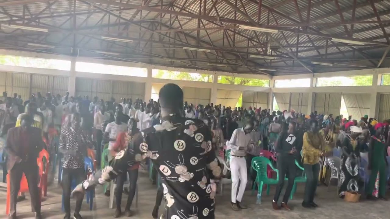 Nuer Christian youth for peace in Gambella