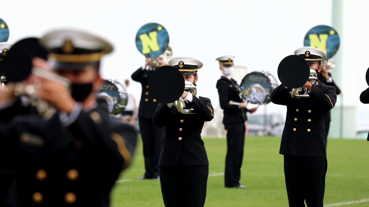 USNA Drum & Bugle Corps "Anchor's Aweigh" GO NAVY! BEAT ARMY! YouTube