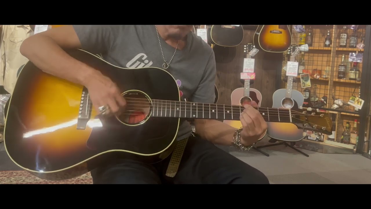 Sold Out】Gibson Custom Shop Dealer Select 1950 J-45 Red Spruce VS