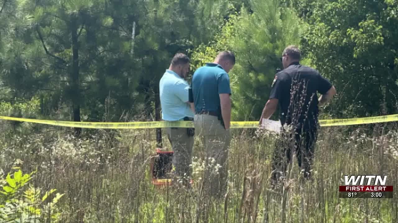 Death investigation underway after body found in Jacksonville - YouTube
