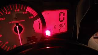 Suzuki GSX-R K7 Fehlercode anzeigen F1
