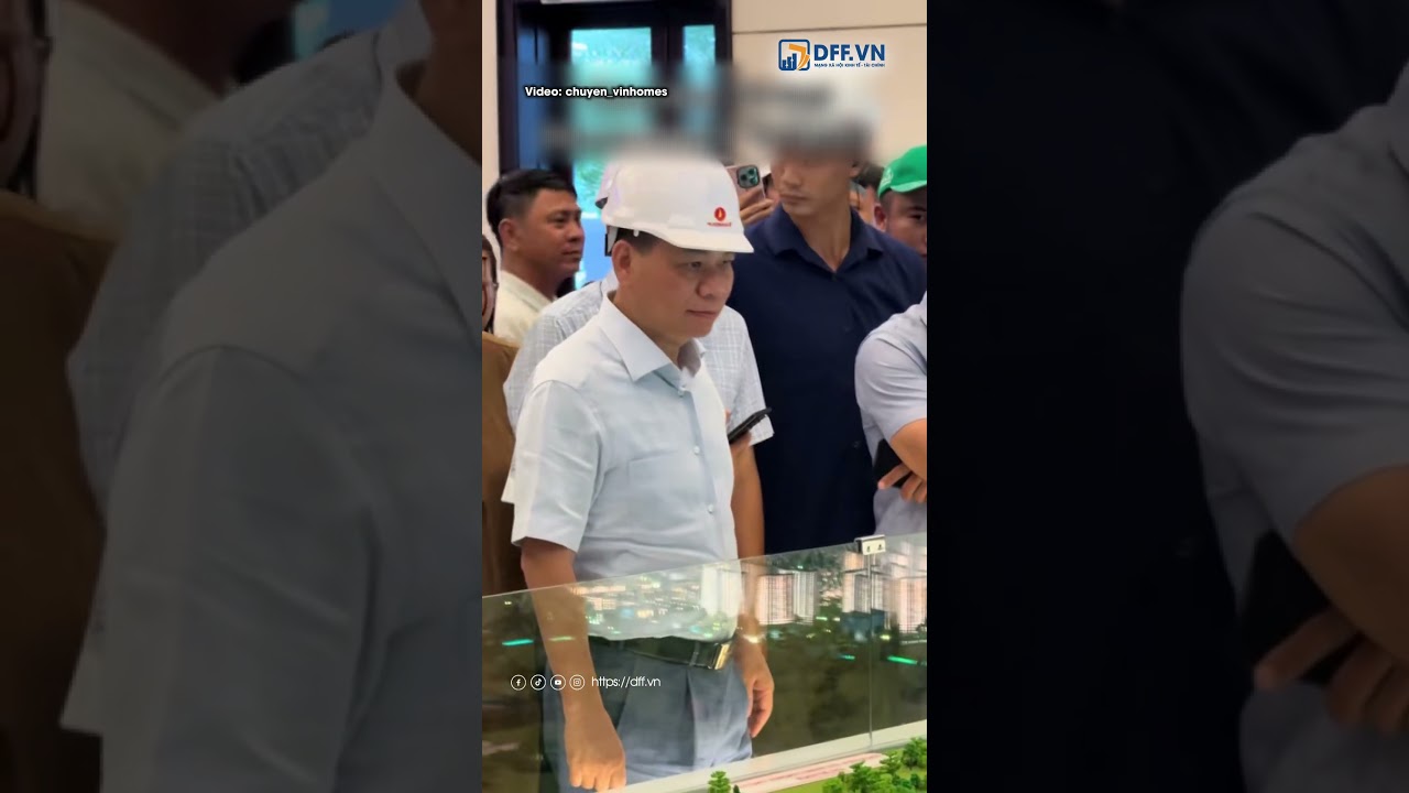 Chocoboom 15s Pet South QuotHot Boyquot Quang Ng Nhy Vi Bng - Video