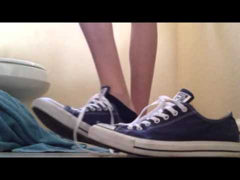 girls blue converse