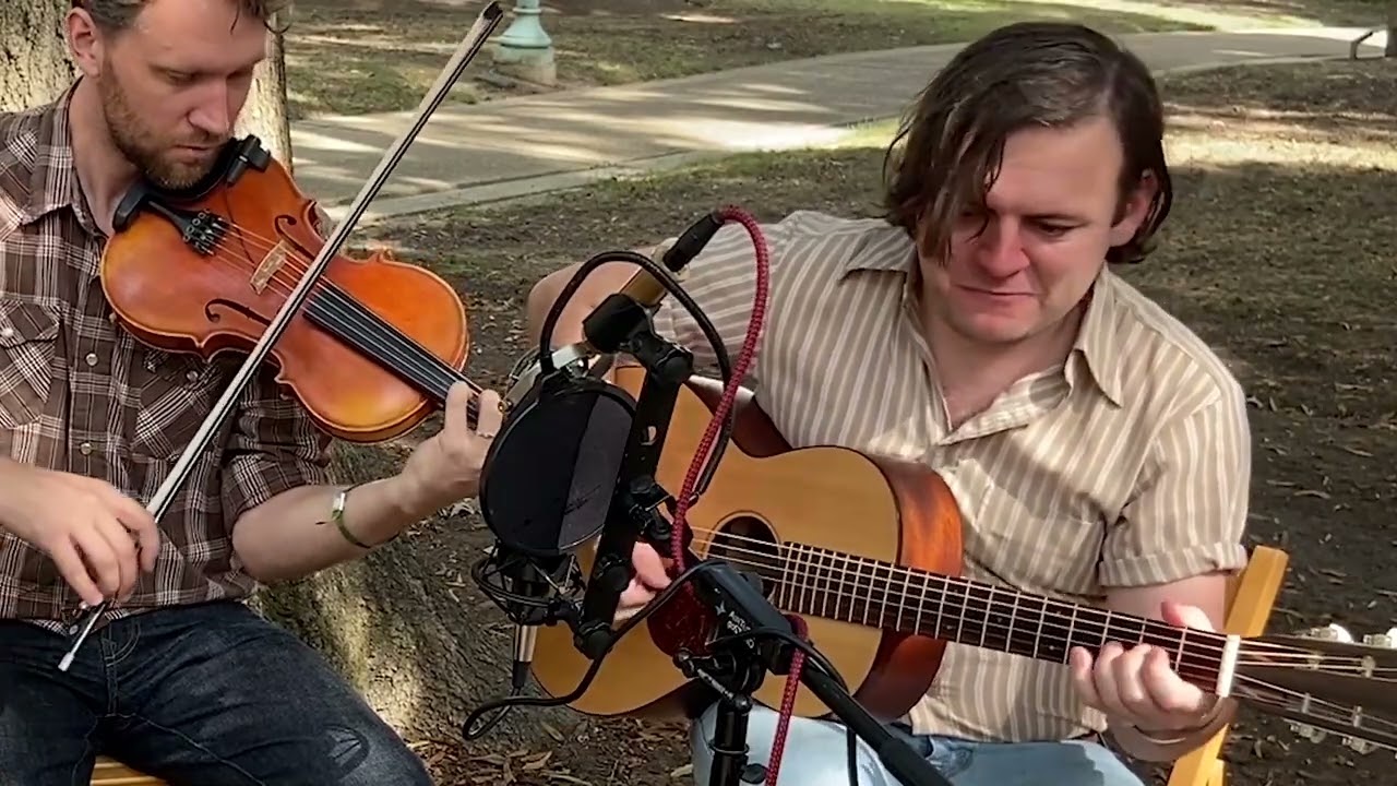 Tall Poppy String Band plays Pride of America 