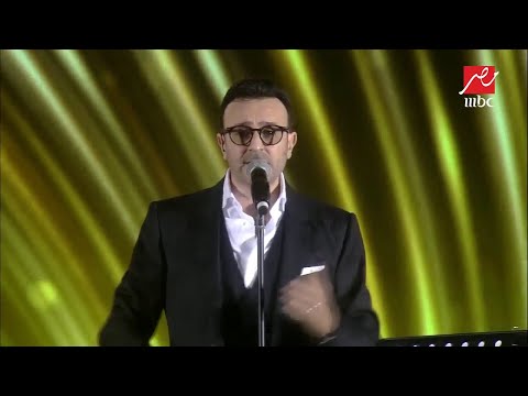 وسط حضور ضخم صابر الرباعي يغنى لجمهوره ببساطة