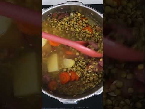 Essa receita de Lentilha da Prosperidade não pode faltar na minha ceia! ❤️🎄 #shorts