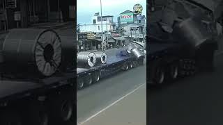 One of the Most Dangerous Loads to Transport 🚛💥