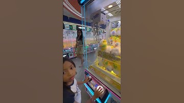 Thumbnail of LEIKA TRIED USING CLAW MACHINE FOR 100 TIMES! 😱 #leika #viral #shorts #trending #kids