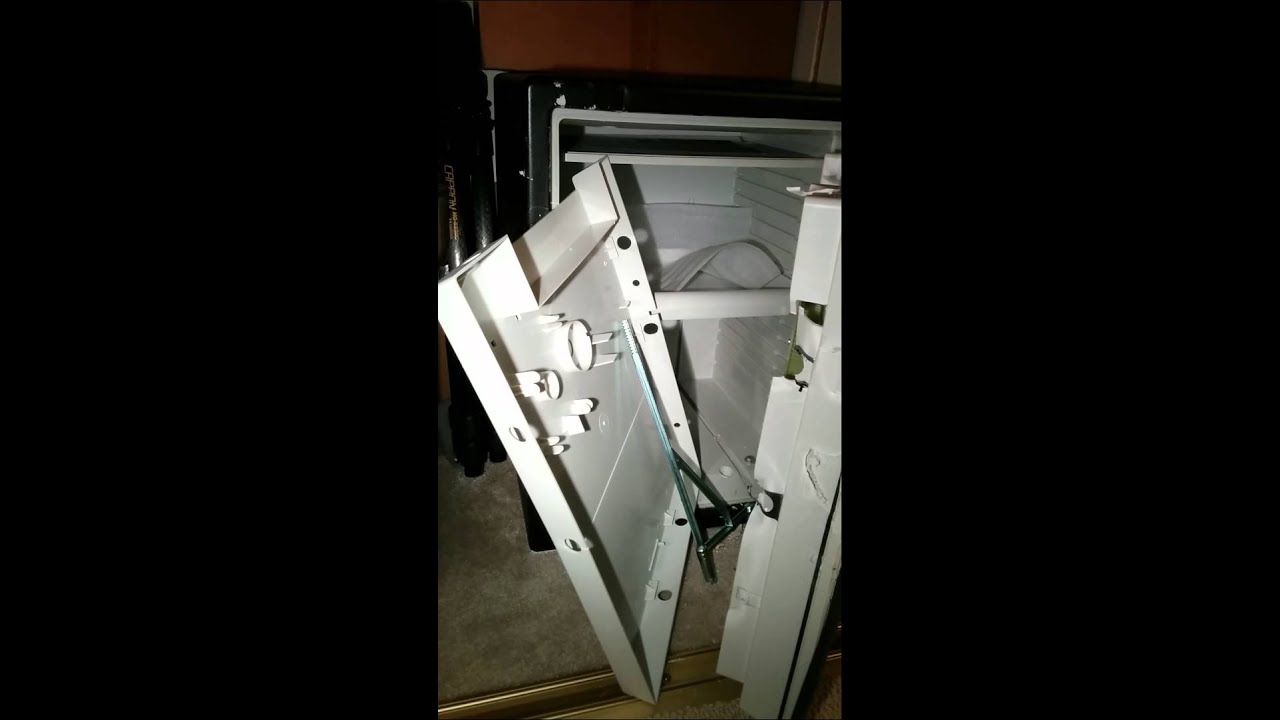 Breakin and the failure of Sentry Safe YouTube