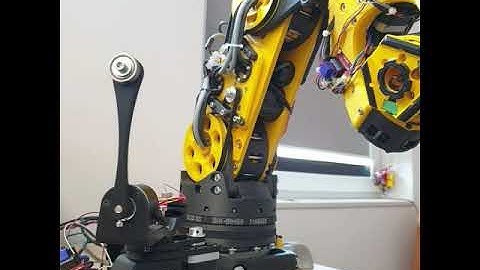 Atlas playing around with the inverted pendulum - artysta automatyk