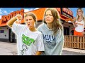 Sisters try the WORST RATED food in town! Hooters!