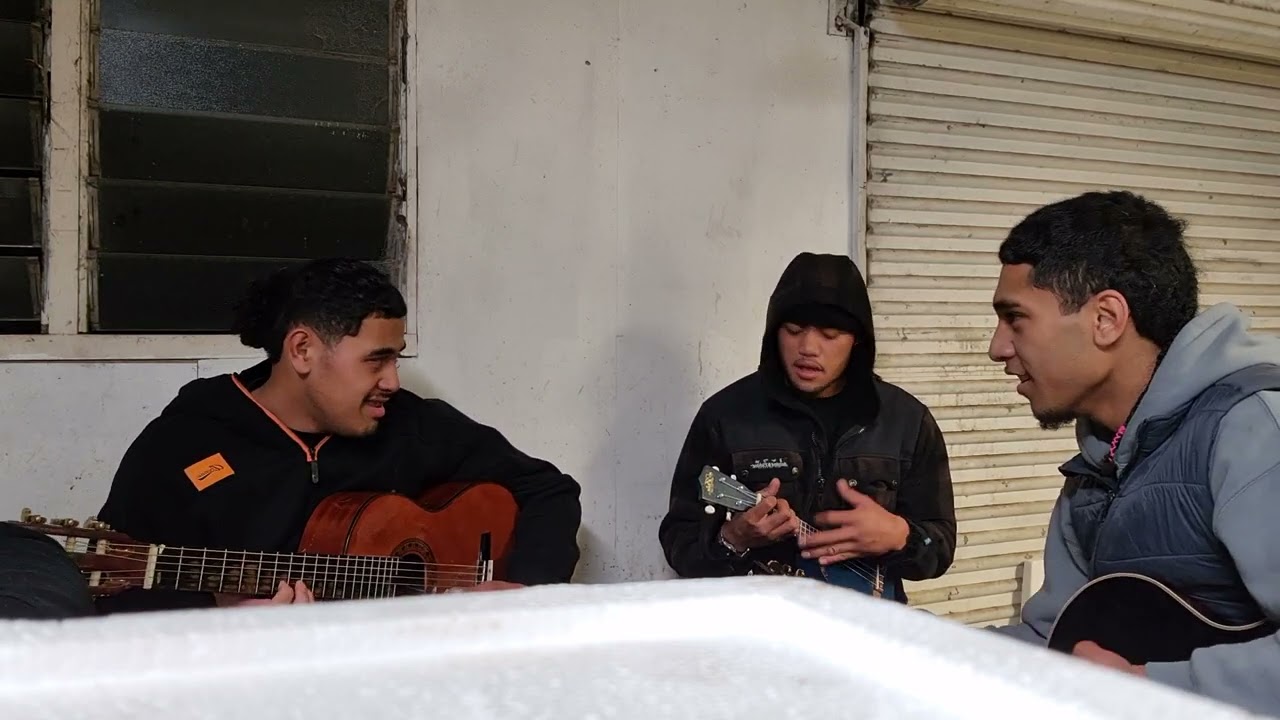 'OI ETE FIE FANONGO - KALAPU PALEPALE MANGERE EAST SOUTH AUCKLAND N.Z 💯