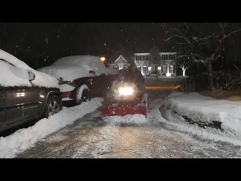 First Snow and it's in 2022. Let's Plow!