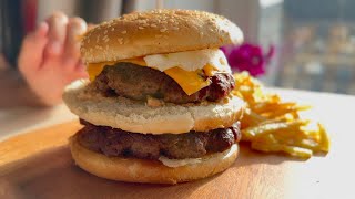 Homemade double cheese burger! Better than any take away Hamburger recipe. screenshot 5