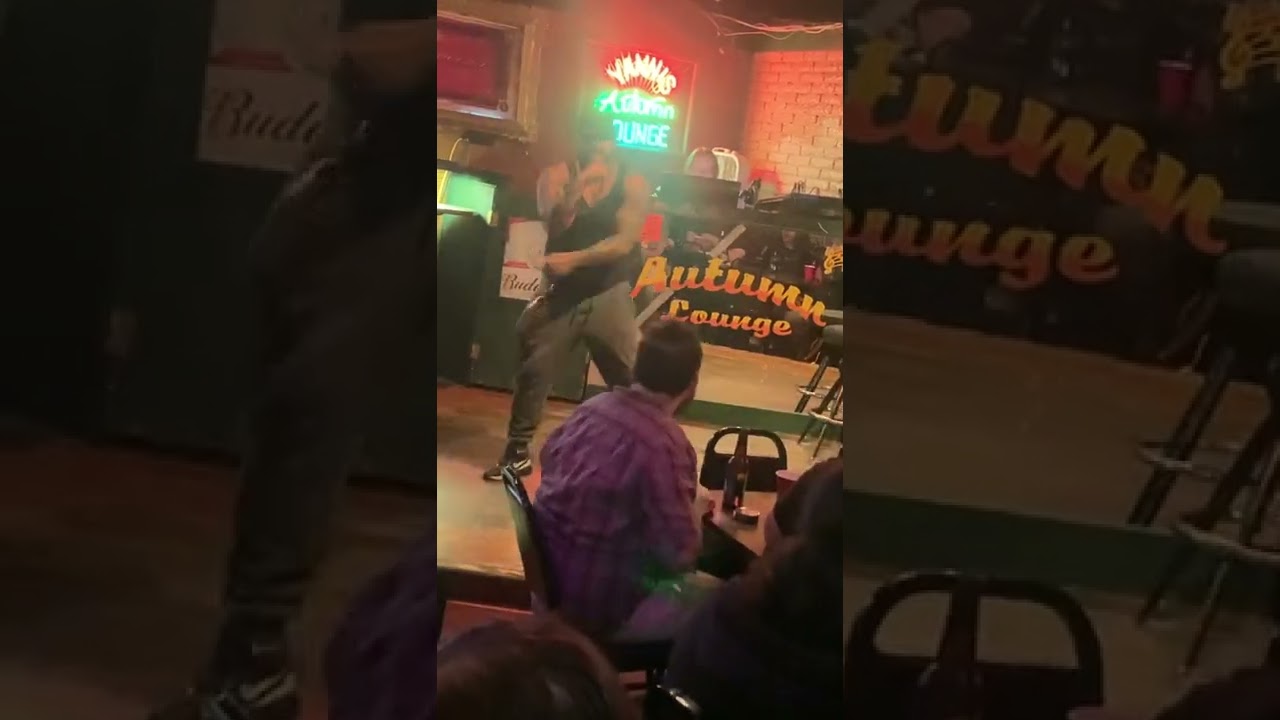 Logan Uncharted - Rock It (Live Performance)