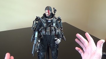 Talking Kitbashing with a 1/6 scale Custom "Mech Suit Fighter" action figure