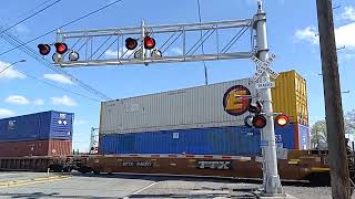BNSF Intermodal train through West A Street Pasco WA