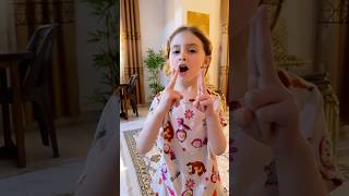 يا بابا حرقت قلبي النصابة               سمعها