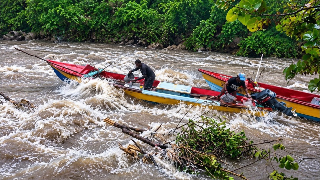 Heavy Rainfall Flooded The River… We Almost Lost Our Boat! - YouTube