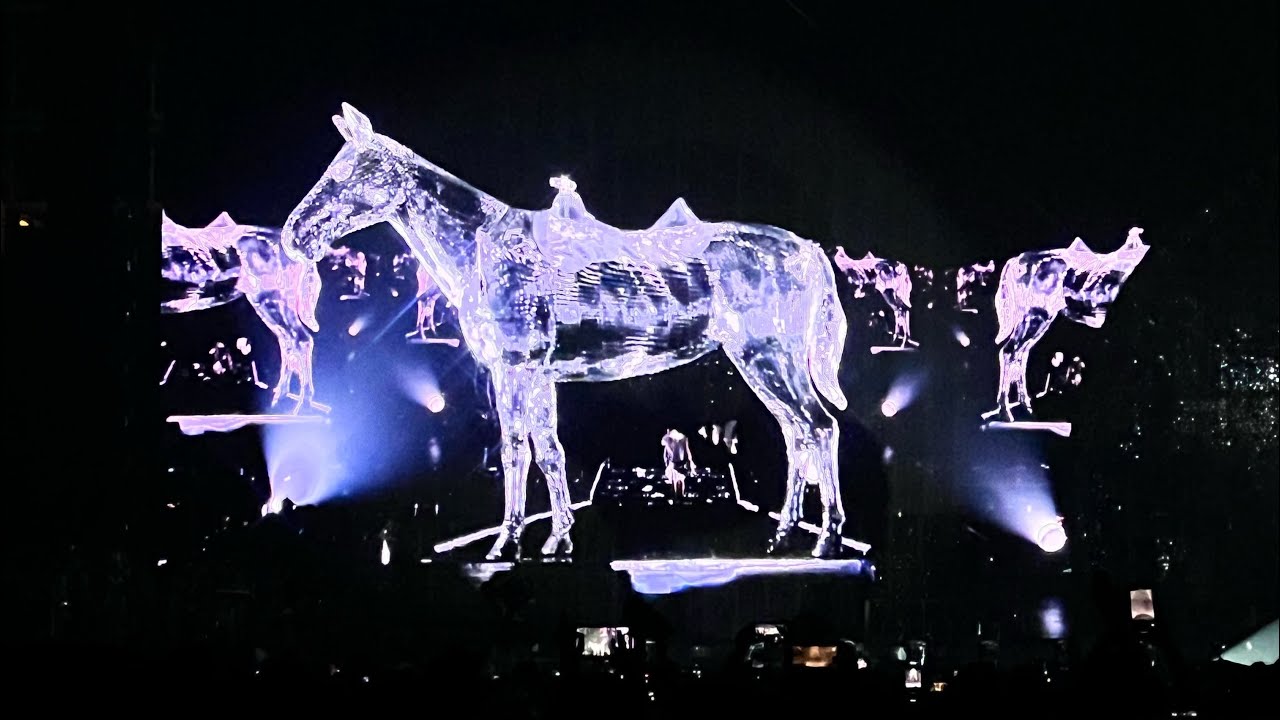 BEYONCÉ “RENAISSANCE WORLD TOUR” Live in Phoenix, Arizona. - YouTube
