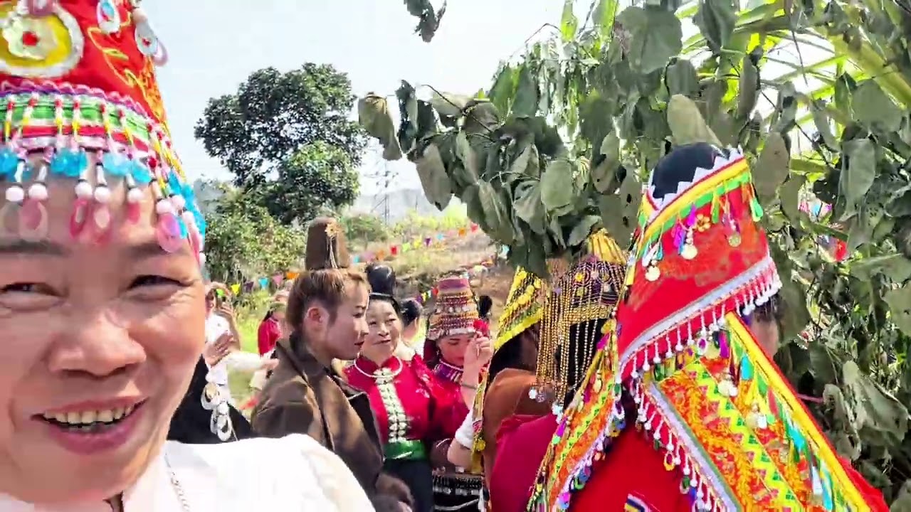 Các Con Nuôi Bà Hinh Rất Tuyệt Vời Mời Mọi Người Đón Xim 