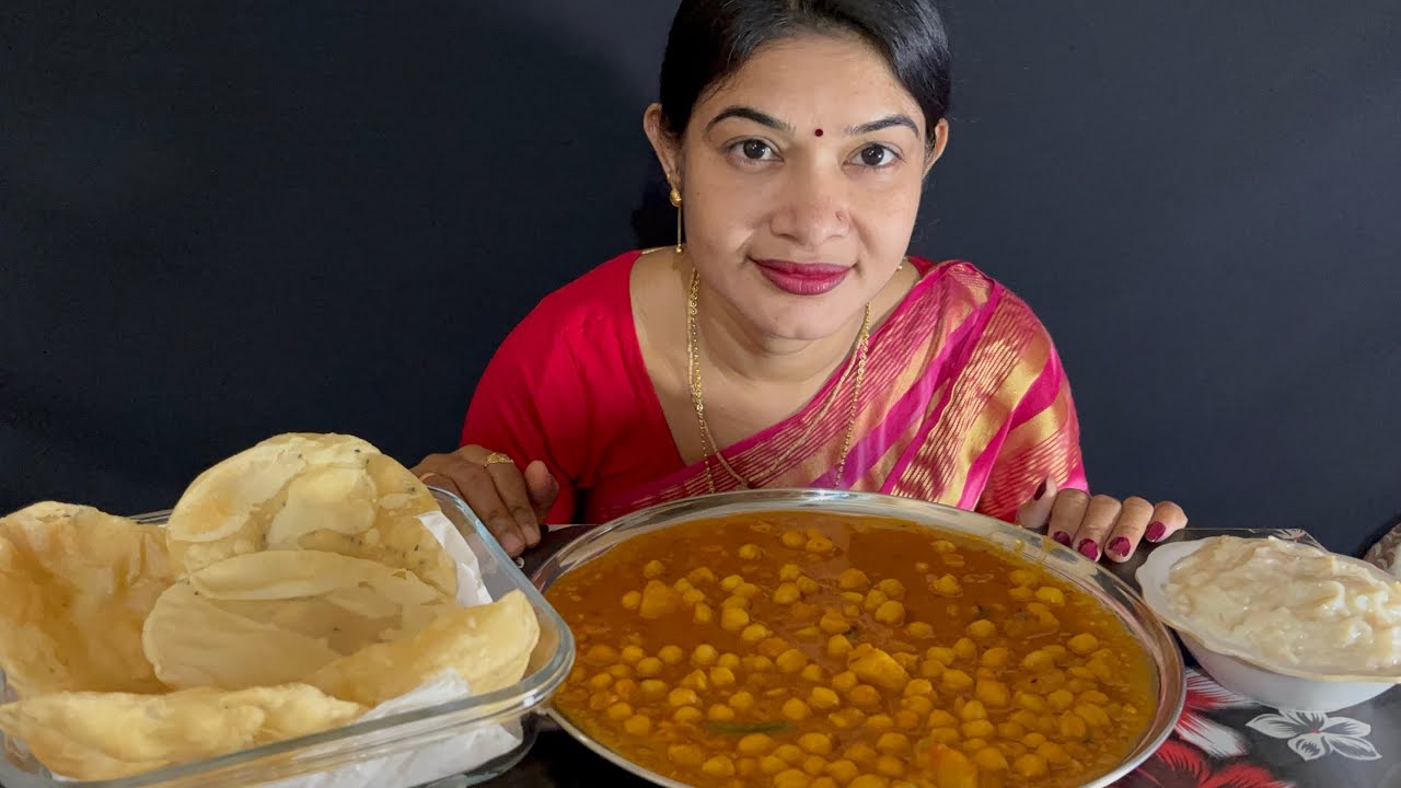 Eating,Purii With ChanarTarkari And Semiya🤤🤤