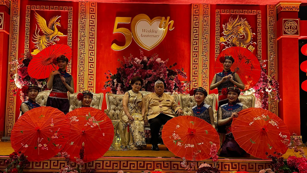 Tari Payung Gadis Yunnan